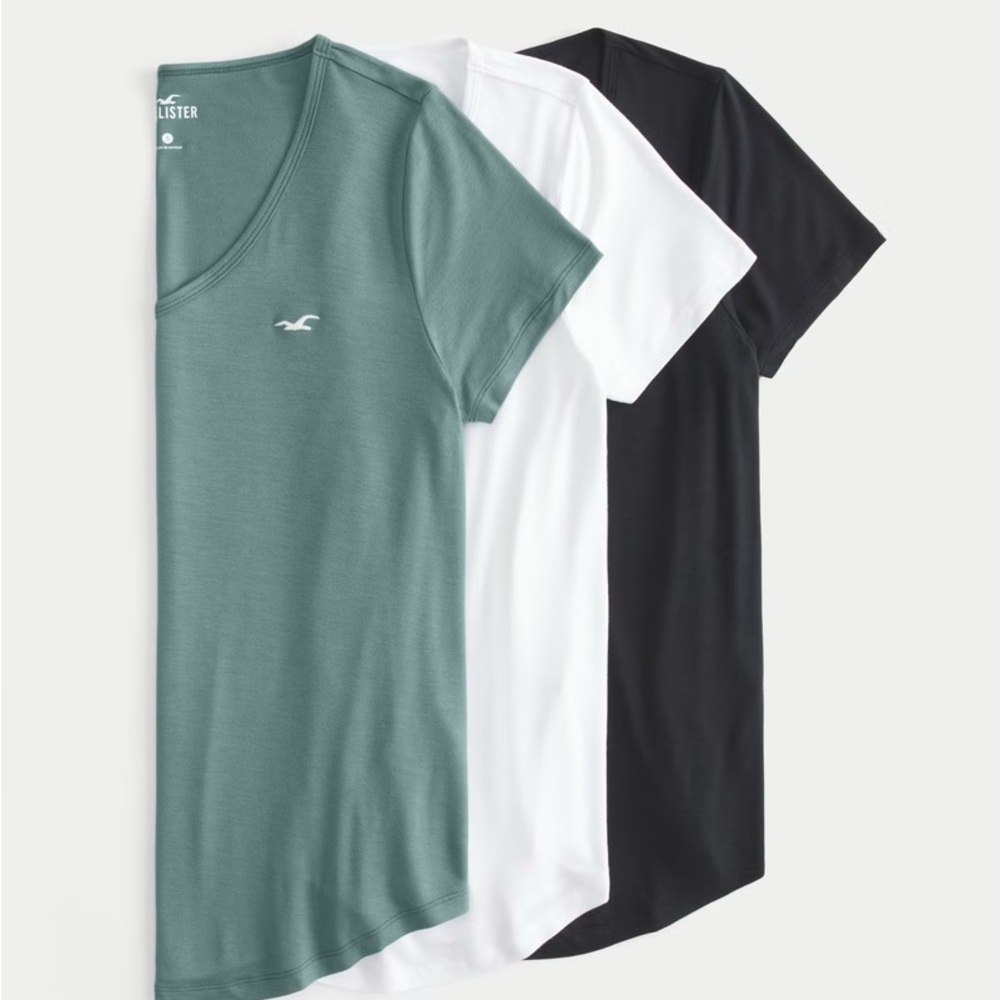 NWT-Hollister perfect white tee size small